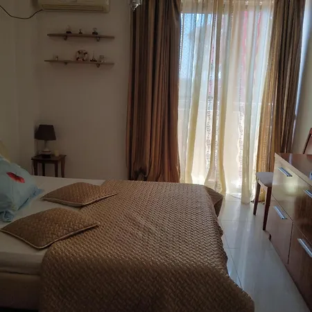 Izy Apartamento Costinesti